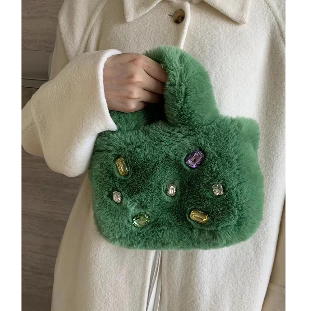 Winter Fluffy Fur Bags for Women Diamond Women's Designer Handbags Soft Faux Fur Bag Candy Color Warm Plush Tote Mini Purses New
Winter Fluffy Fur Bags for Women Diamond Women's Designer Handbags Soft Faux Fur Bag Candy Color Warm Plush Tote Mini Purses New