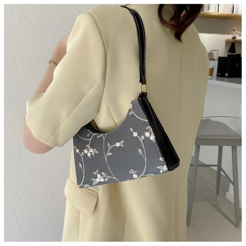 Summer Lace Floral Stitching Shoulder Bag for Women 2023 Soft PU Leather Underarm Bags Beach Travel Handbag Girls Small Tote Bag
Summer Lace Floral Stitching Shoulder Bag for Women 2023 Soft PU Leather Underarm Bags Beach Travel Handbag Girls Small Tote Bag
