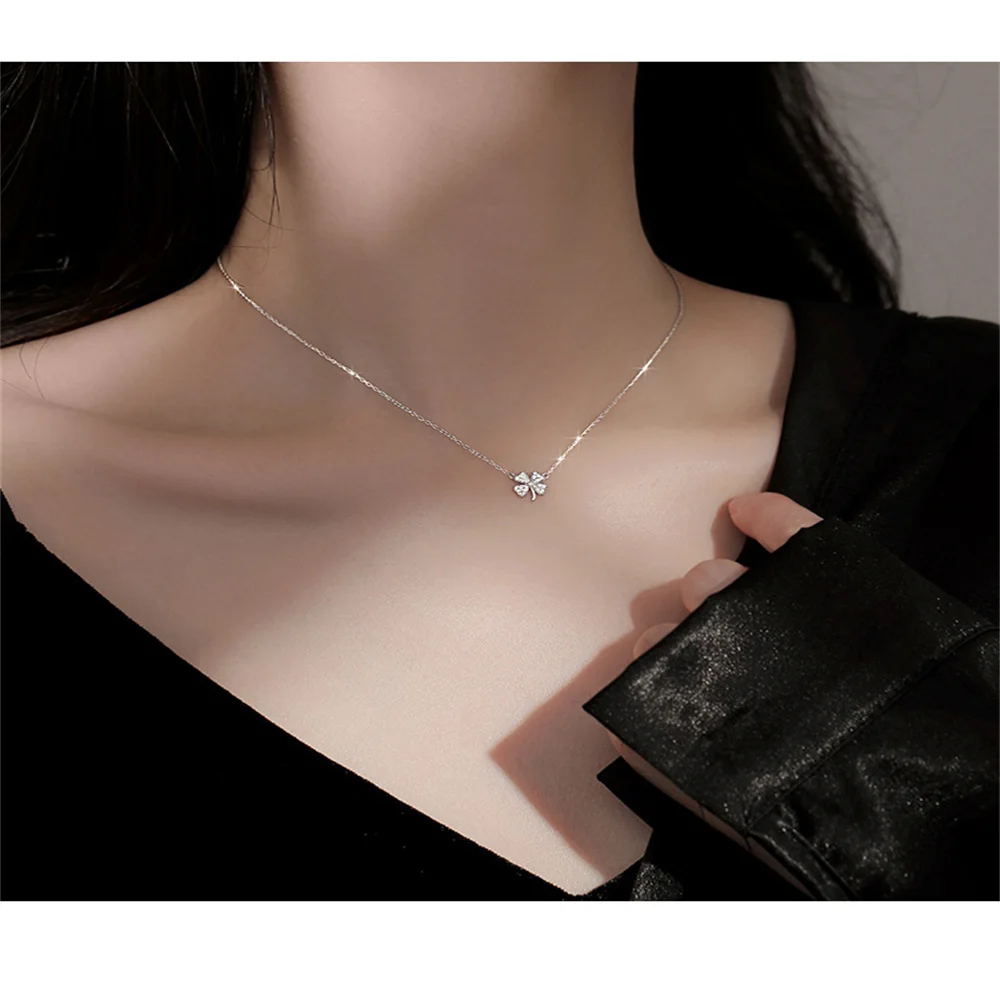 2022 New Four-leaf Clover Sterling Silver Pendant Necklace Non-fading Jewelry High-grade Sense Collarbone Chain For Ladies Gift
2022 New Four-leaf Clover Sterling Silver Pendant Necklace Non-fading Jewelry High-grade Sense Collarbone Chain For Ladies Gift