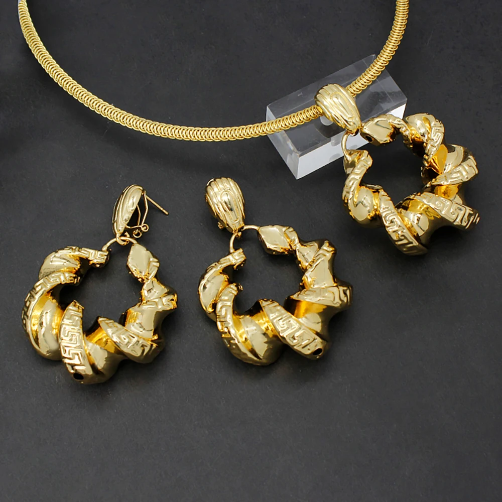 Fashion High Quality Dubai Gold Color Necklace Earrings Set for African Arab Italy Women Wedding Luxury 24K Gold Plated Jewelry
Fashion High Quality Dubai Gold Color Necklace Earrings Set for African Arab Italy Women Wedding Luxury 24K Gold Plated Jewelry