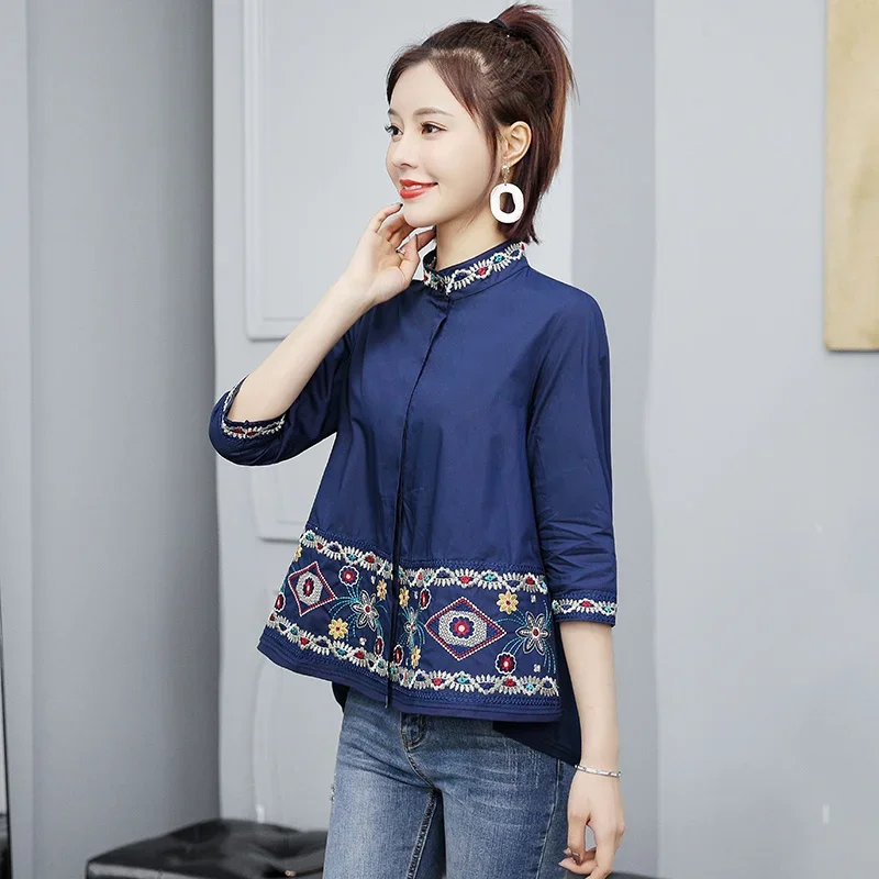 Spring Cotton Embroidery Female Tang Suit Shirt 2022 New Modern Chinese Tops Women White Loose Ethnic Style Stand Collar Blouse 
Spring Cotton Embroidery Female Tang Suit Shirt 2022 New Modern Chinese Tops Women White Loose Ethnic Style Stand Collar Blouse