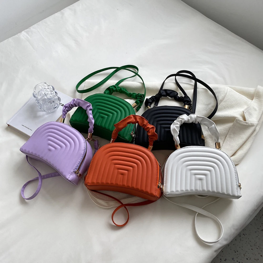 Niche Designer Shoulder Crossbody Bag Portable Women Semicircle Pleated Handle PU Leather Chic Crossbody Bag for Ladies
Niche Designer Shoulder Crossbody Bag Portable Women Semicircle Pleated Handle PU Leather Chic Crossbody Bag for Ladies