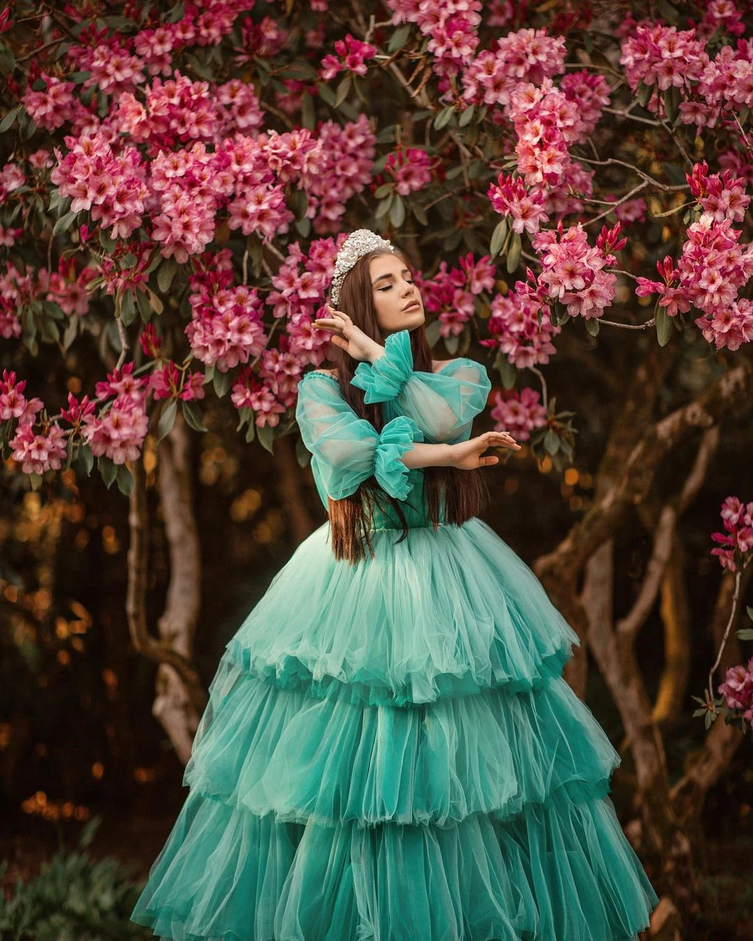 2023 Princess Quinceanera Dresses Long Sleeves Sweetheart Ruffle Tulle Elegant Occasion Ball Gown Robe De Soirée
2023 Princess Quinceanera Dresses Long Sleeves Sweetheart Ruffle Tulle Elegant Occasion Ball Gown Robe De Soirée