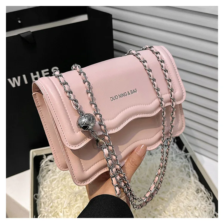 Сумка на плечо A44 для мужчин и женщин, кожаная дамская сумочка средней и большой вместимости, чемоданчик кросс-боди на одно плечо
Сумка на плечо A44 для мужчин и женщин, кожаная дамская сумочка средней и большой вместимости, чемоданчик кросс-боди на одно плечо