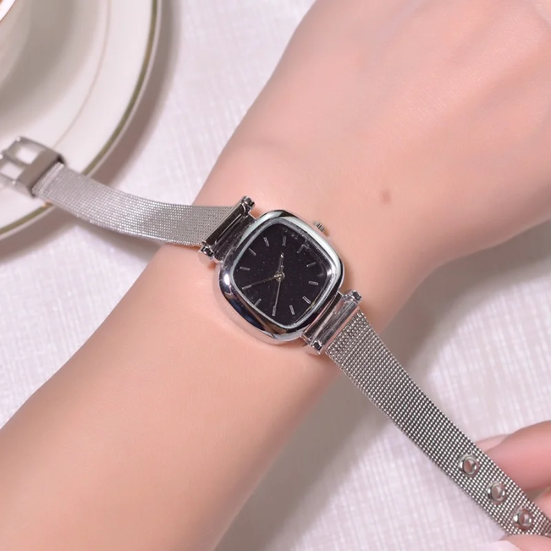 Luxury Square Small Mesh Belt Women's Watch Casual Versatile Watch Simple Korean Style Watch Women Watches Relojes Para Mujer
Luxury Square Small Mesh Belt Women's Watch Casual Versatile Watch Simple Korean Style Watch Women Watches Relojes Para Mujer