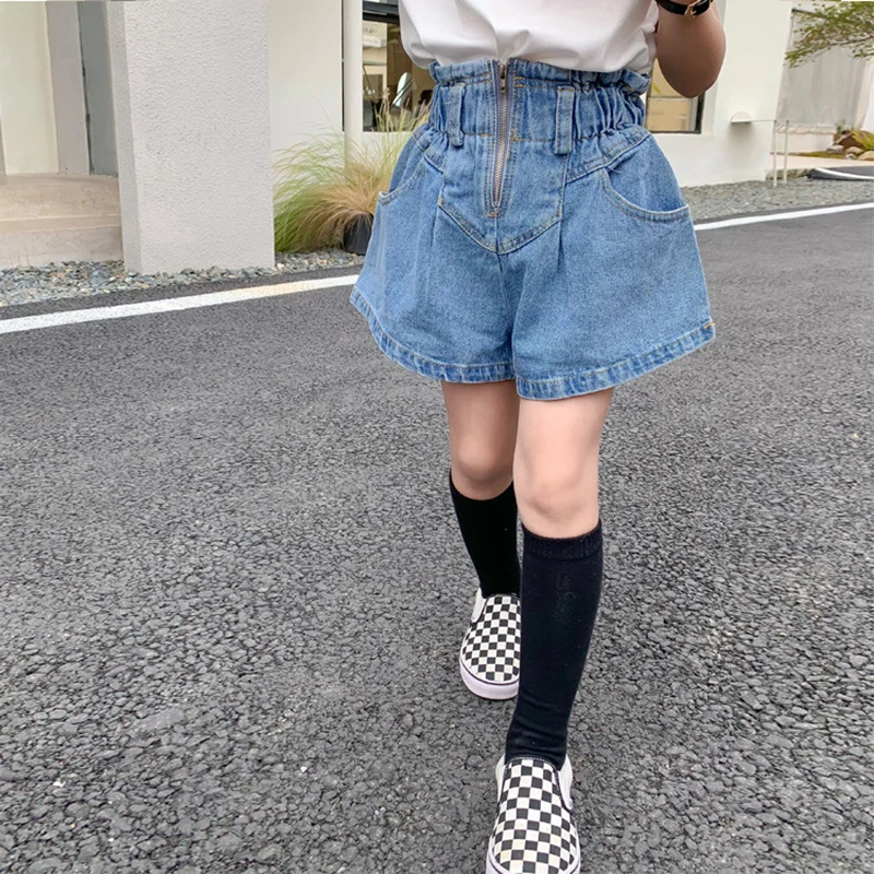 MILA CHOU 2022 Summer Girls High Waist Zipper Denim Shorts Children Fashion Wide Leg Jeans Hot Pants Kids Trousers 2-8Y
MILA CHOU 2022 Summer Girls High Waist Zipper Denim Shorts Children Fashion Wide Leg Jeans Hot Pants Kids Trousers 2-8Y