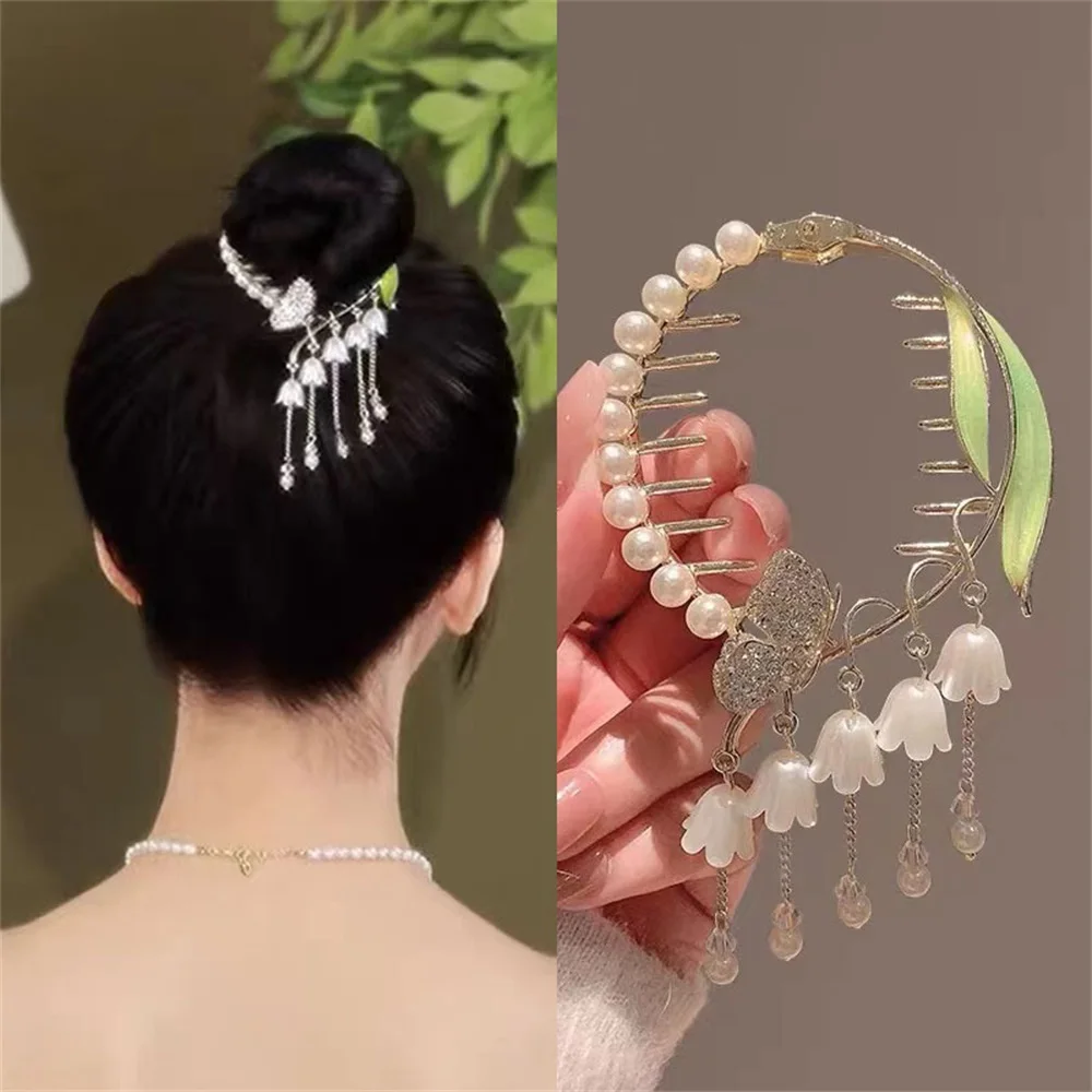 Tassel Ponytail Barrette For Women Beautiful Hairpin On The Back Of The Head Crystal Rhinestone Hair Claw
Tassel Ponytail Barrette For Women Beautiful Hairpin On The Back Of The Head Crystal Rhinestone Hair Claw