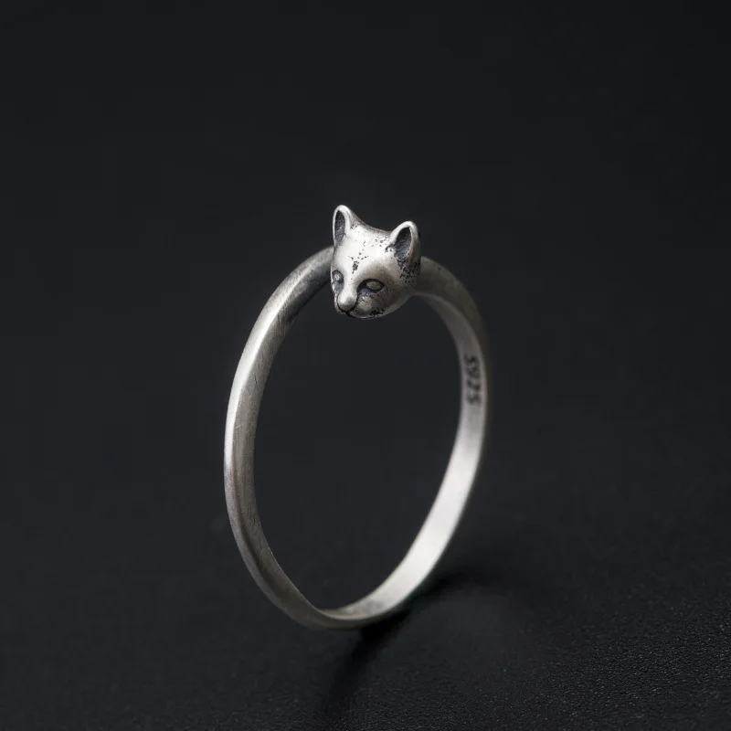 Genuine s925 silver retro ring men and women ins tide palace cold wind fashion personality niche design cat head opening ring
Genuine s925 silver retro ring men and women ins tide palace cold wind fashion personality niche design cat head opening ring