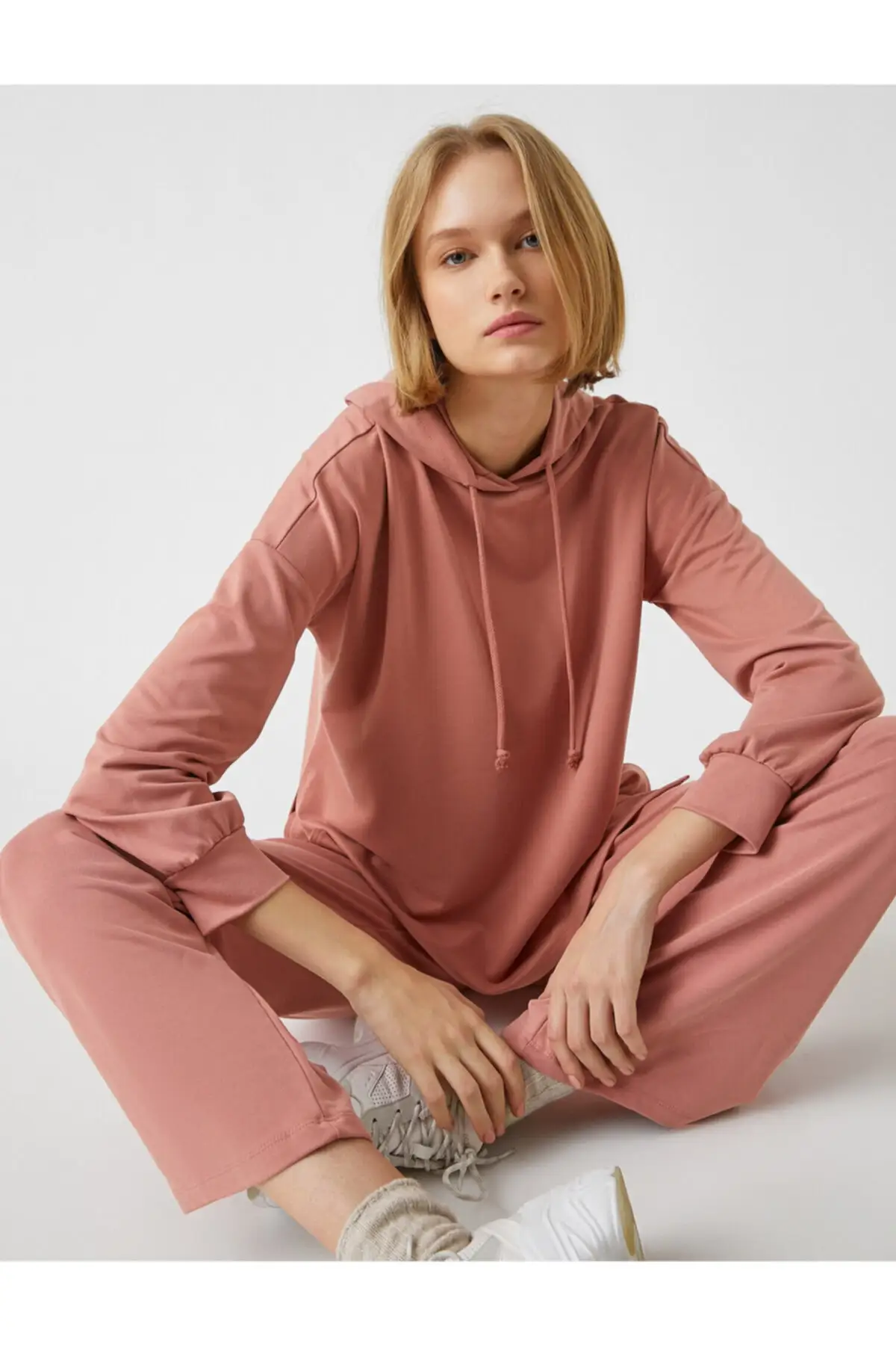 Women's Sweatshirt Hoodie Hoodies Style All Season 2022 New Designer Pullovers Hoodies Lady Sweatshirts Fleece Hooded
Women's Sweatshirt Hoodie Hoodies Style All Season 2022 New Designer Pullovers Hoodies Lady Sweatshirts Fleece Hooded