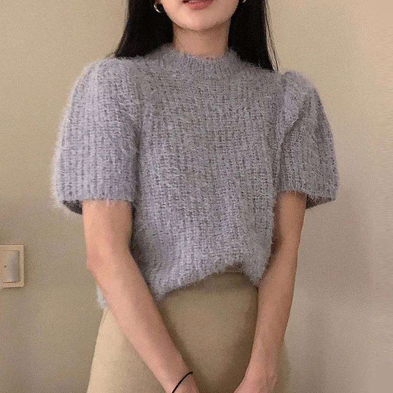 Lazy Oaf Female SHort Sleeve Pullover Sweater 2022 Spring Summer Lurex Solid Grey Loose Knitted Top Shirt Knitwear
Lazy Oaf Female SHort Sleeve Pullover Sweater 2022 Spring Summer Lurex Solid Grey Loose Knitted Top Shirt Knitwear