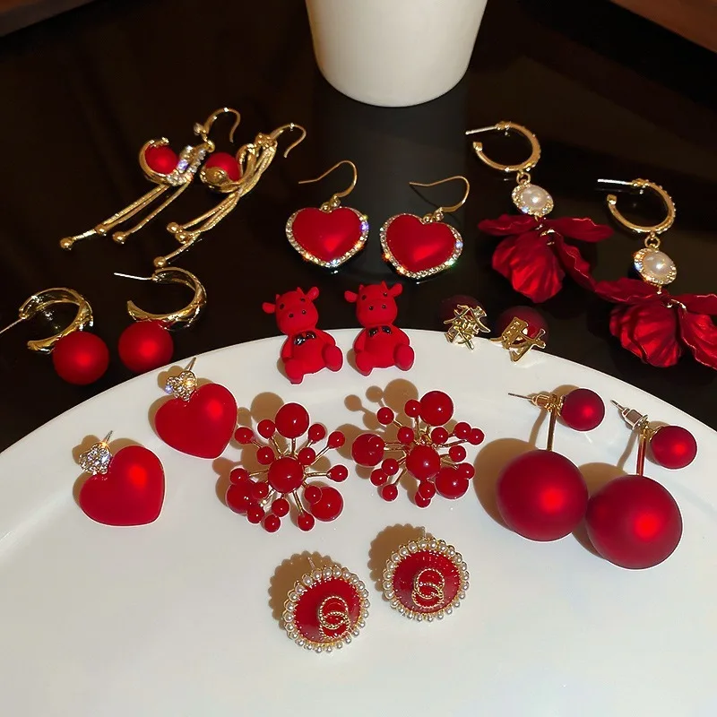Minar Multiple Red Color Cattle Love Heart Earrings for Women 2022 New Year Metallic Round Geometric Long Tassel Drop Earrings
Minar Multiple Red Color Cattle Love Heart Earrings for Women 2022 New Year Metallic Round Geometric Long Tassel Drop Earrings