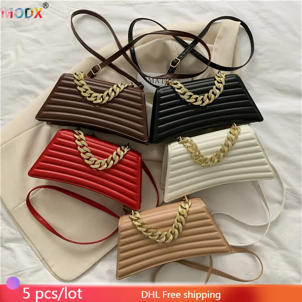 5 PCS Wholesale Women Crossbody Luxury Thick Diamante Chain Lady Handbag 2022 Fashion Vintage Stripe Texture Messenger Bags 8526
5 PCS Wholesale Women Crossbody Luxury Thick Diamante Chain Lady Handbag 2022 Fashion Vintage Stripe Texture Messenger Bags 8526