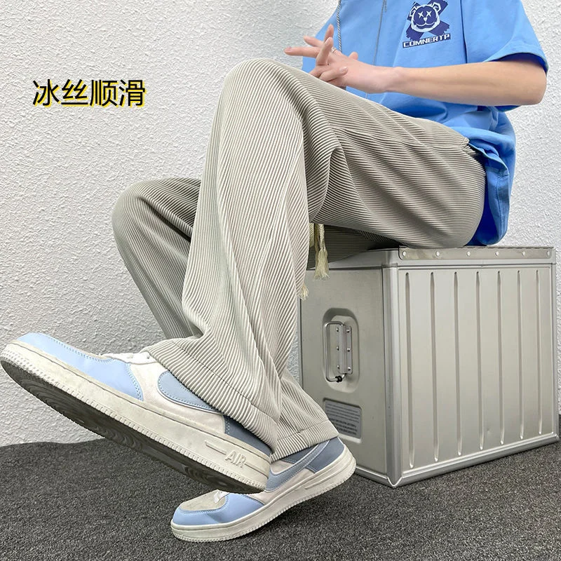 Мужские повседневные мешковатые брюки Ice Silk, модные однотонные мужские уличные брюки, брендовая мужская одежда в Корейском стиле хип-хоп 
Мужские повседневные мешковатые брюки Ice Silk, модные однотонные мужские уличные брюки, брендовая мужская одежда в Корейском стиле хип-хоп