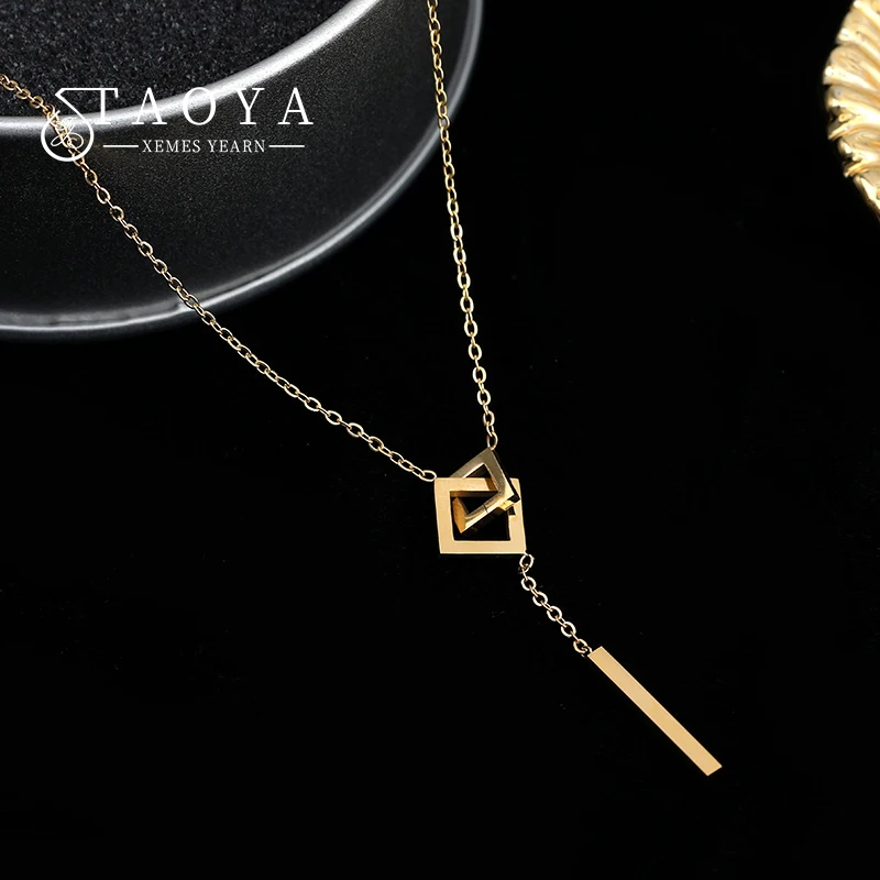 Design Sense Geometric Elements Square Buckle Stainless Steel Short Necklace Korean Fashion Jewelry Sexy Neck Chain For Woman 
Design Sense Geometric Elements Square Buckle Stainless Steel Short Necklace Korean Fashion Jewelry Sexy Neck Chain For Woman