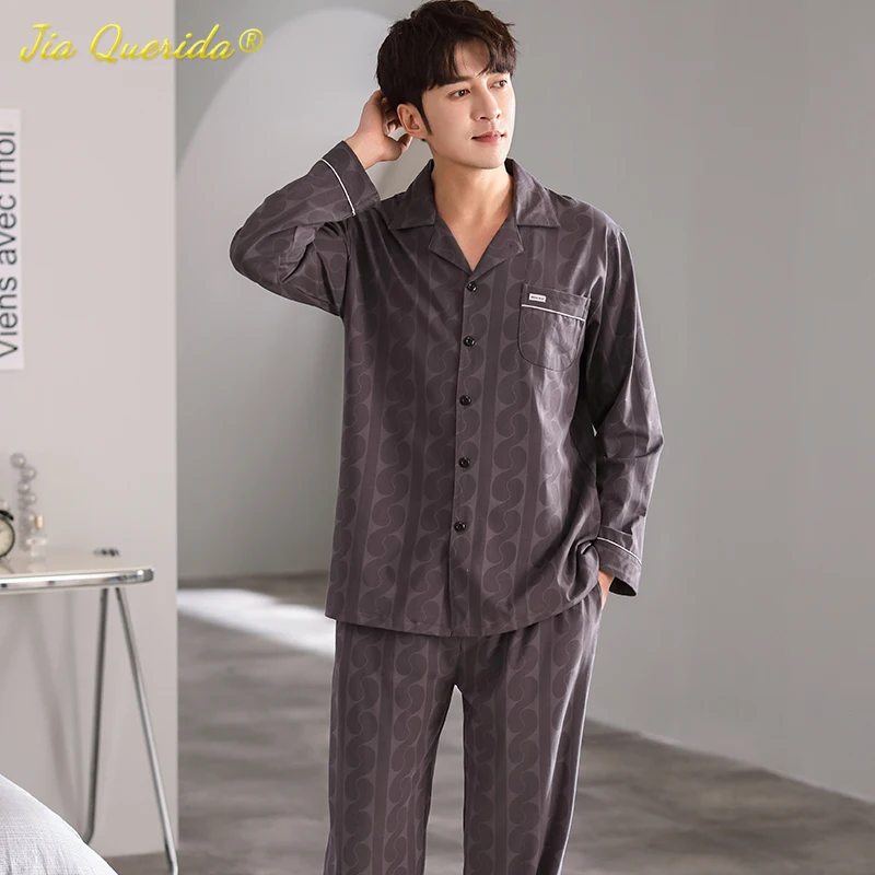 L-4XL Luxury Gentleman Pajamas Fashion Turn-down Collar Elegant Sleepwear for Man Simple Design Men Pijamas Leisure Homeclothes
L-4XL Luxury Gentleman Pajamas Fashion Turn-down Collar Elegant Sleepwear for Man Simple Design Men Pijamas Leisure Homeclothes