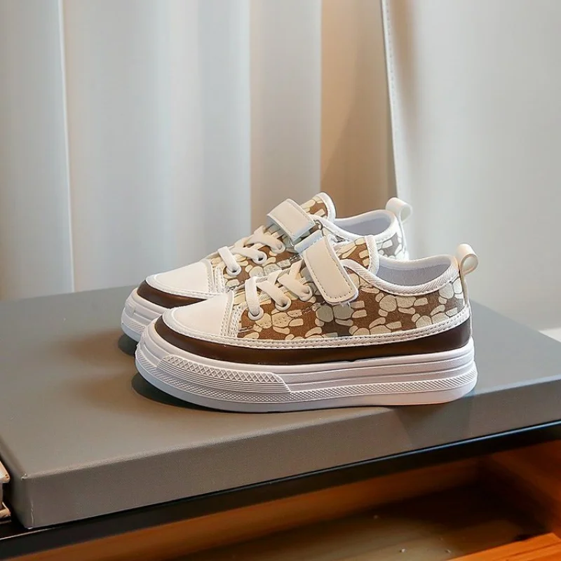 Children Canvas Shoes Fashion Floral Girls Shoes Comfort Thick Sole Kids Casual Shoes Toddler Sneakers Soft Anti Slip Skate Shoe
Children Canvas Shoes Fashion Floral Girls Shoes Comfort Thick Sole Kids Casual Shoes Toddler Sneakers Soft Anti Slip Skate Shoe
