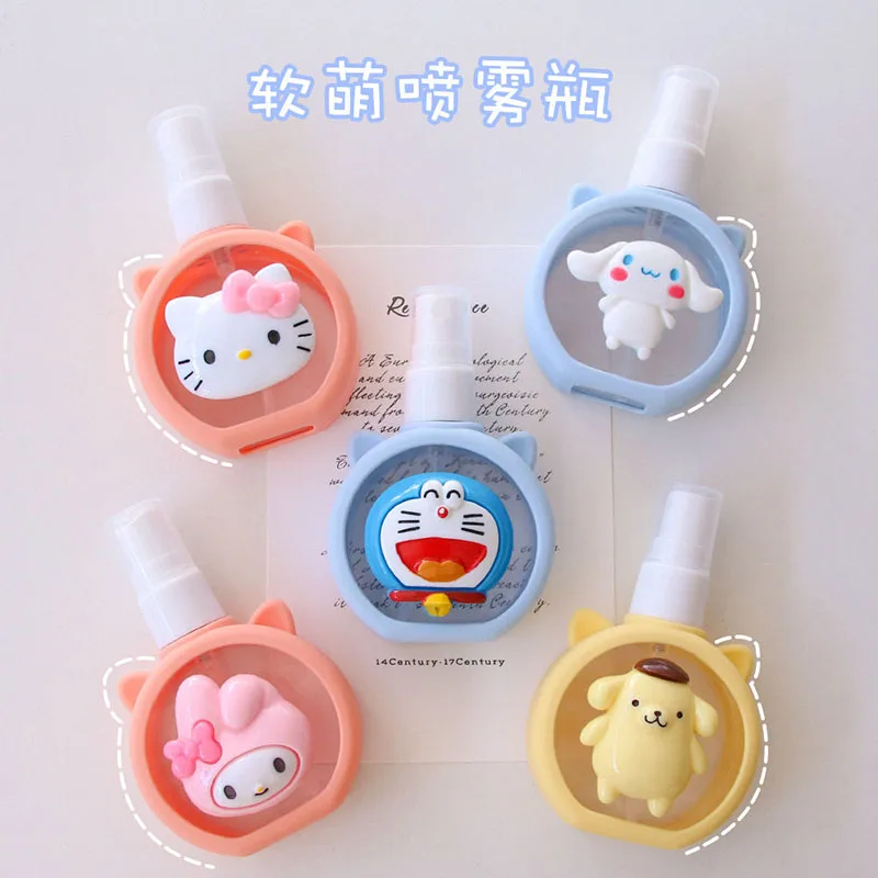 10CM Kawaii Spray Bottle Kittys Cinnamoroll Kuromi My Melody Sanrios Cartoon Cute Portable Sub-bottle Anime Girl Birthday Gift
10CM Kawaii Spray Bottle Kittys Cinnamoroll Kuromi My Melody Sanrios Cartoon Cute Portable Sub-bottle Anime Girl Birthday Gift