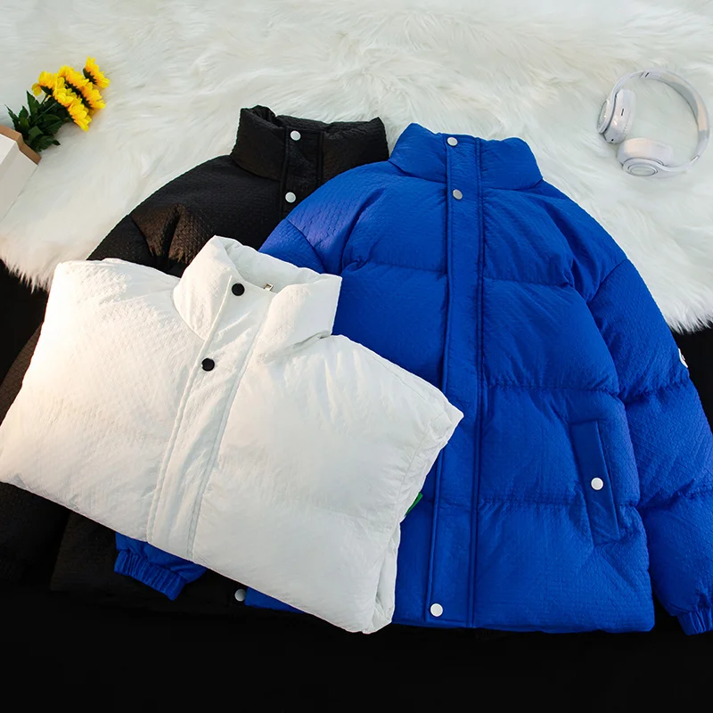 Solid Men's Warm Thicken Coat Zipper Winter Parkas Streetwear Classic Bubble Fashion Casual Puffer Jacket for Male
Solid Men's Warm Thicken Coat Zipper Winter Parkas Streetwear Classic Bubble Fashion Casual Puffer Jacket for Male