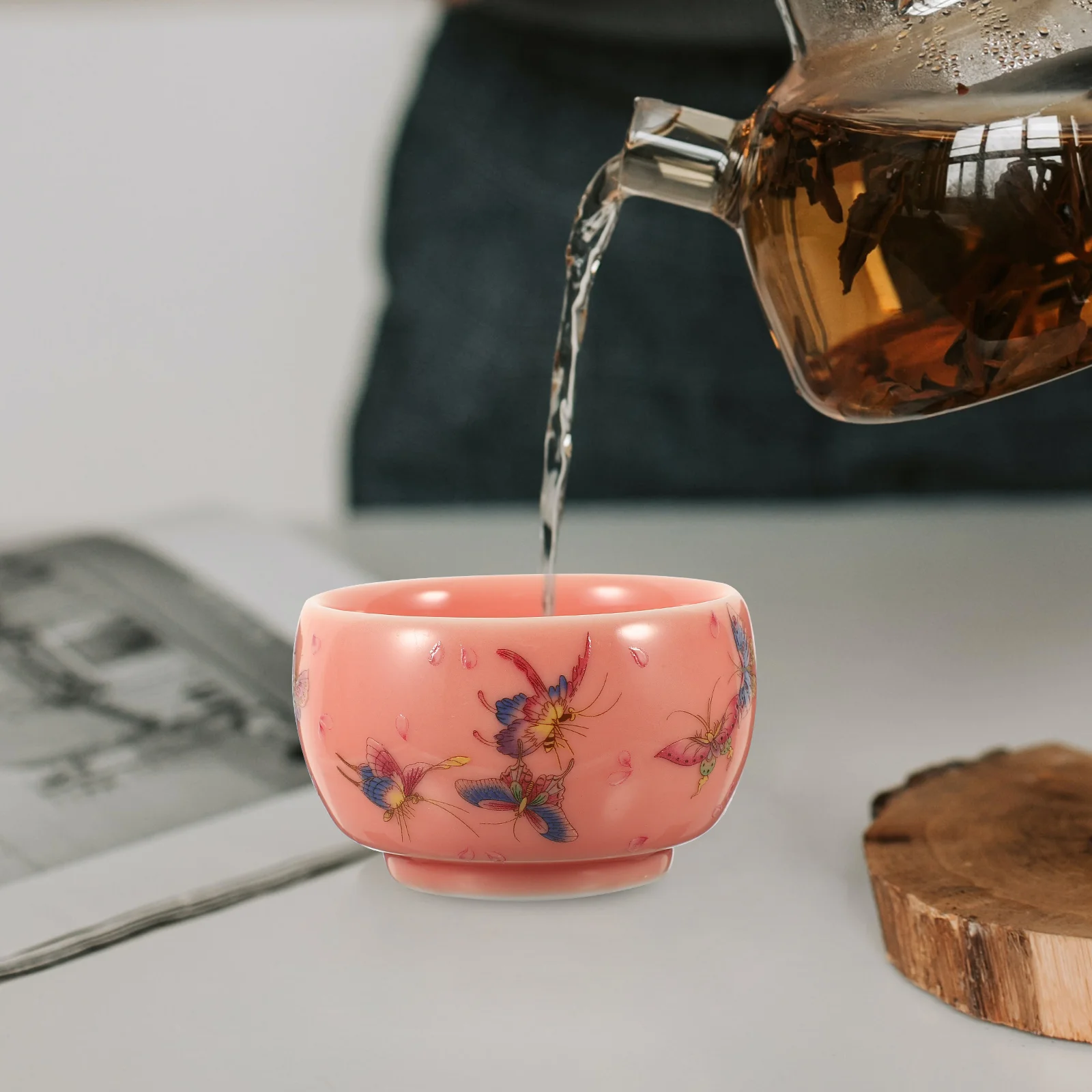 Tea House Tea Cup Retro Tea Cup Delicate Teacup Multi-use Tea Holder Heat-resistant Tea Cup
Tea House Tea Cup Retro Tea Cup Delicate Teacup Multi-use Tea Holder Heat-resistant Tea Cup