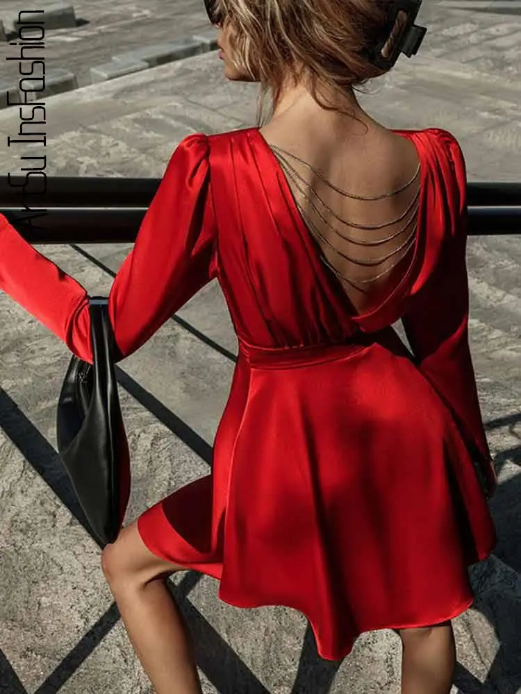 Satin Dress Mini Backless Dress Chain Sexy Dress Fashion A-Line Elegant Black Long Sleeve Dresses Party Red Women Dress Vestidos
Satin Dress Mini Backless Dress Chain Sexy Dress Fashion A-Line Elegant Black Long Sleeve Dresses Party Red Women Dress Vestidos