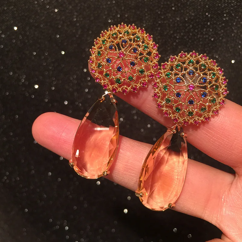 Champagne Water Drop Earrings S925 Silver Needle Hollow Gradient Color Ball Flower Long Tassel Super Fairy Earrings
Champagne Water Drop Earrings S925 Silver Needle Hollow Gradient Color Ball Flower Long Tassel Super Fairy Earrings