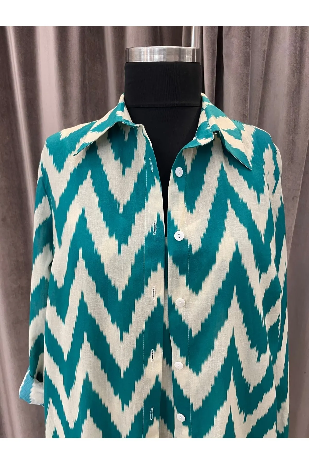 Women's Kimono Long Shirt Pareo Fashion Quality Fabric Robes Caftan Bathrobe Clothes for Ladies Dressing Gown For Women
Women's Kimono Long Shirt Pareo Fashion Quality Fabric Robes Caftan Bathrobe Clothes for Ladies Dressing Gown For Women