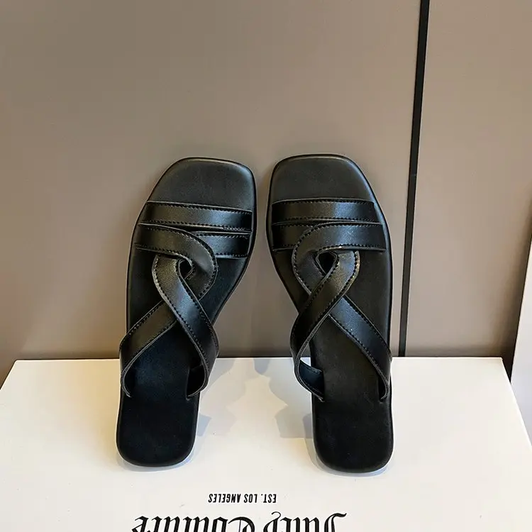 Летние женские сандалии, летняя стильная модная удобная повседневная простая стильная женская обувь, однотонные женские Тапочки
Летние женские сандалии, летняя стильная модная удобная повседневная простая стильная женская обувь, однотонные женские Тапочки