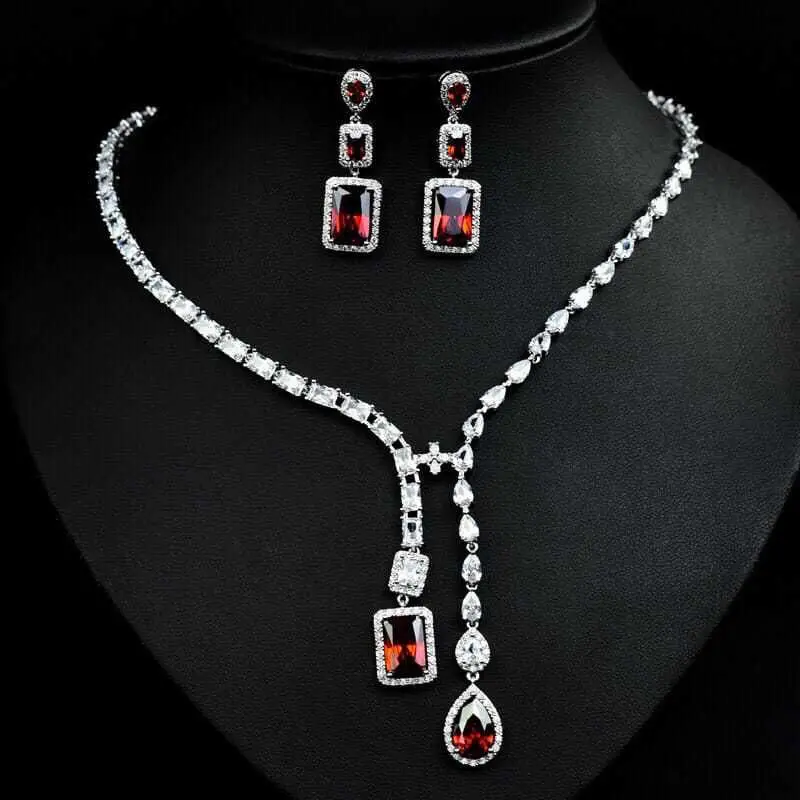 Luxury and fashionable square water drop zircon inlaid pendant, versatile jewelry, earrings, necklace set, matching
Luxury and fashionable square water drop zircon inlaid pendant, versatile jewelry, earrings, necklace set, matching