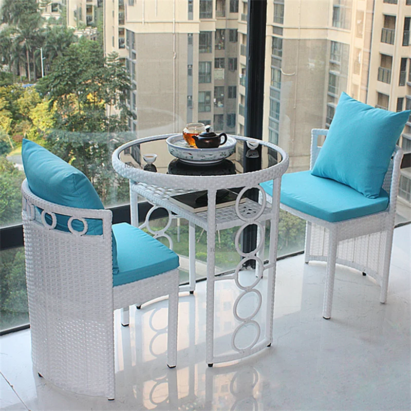 

Кофейный столик для балкона, садовый ротанговый стул, мебель из ротанга, водонепроницаемый уличный патио, набор из трех предметов для отдыха