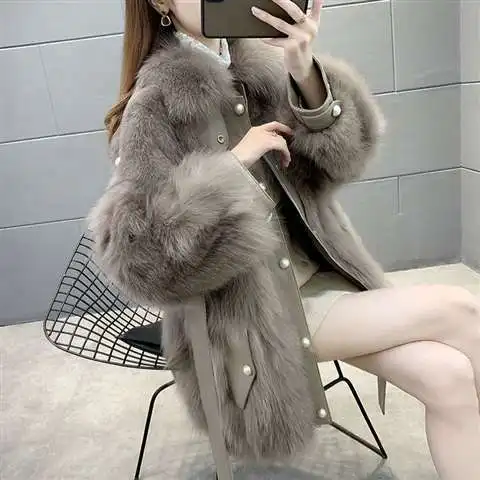 Women Coats Autumn New Fashion Faux Fur Coat Female Elegant Thick Warm Outerwear Ladies Solid Color Fake Fur Warm Jackets G196
Women Coats Autumn New Fashion Faux Fur Coat Female Elegant Thick Warm Outerwear Ladies Solid Color Fake Fur Warm Jackets G196