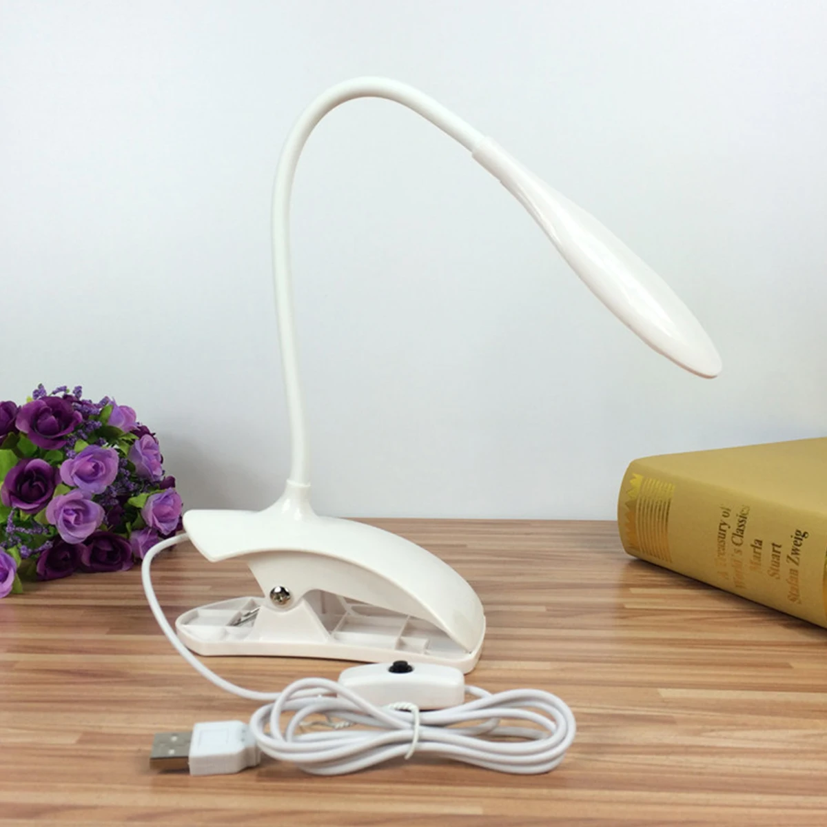 

Daylight White LED Flexible USB Reading Light Clip-on Beside Bed Table Desk Lamp Daylight Daylight