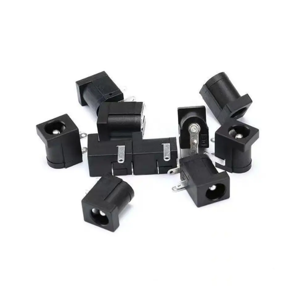 200/500pcs DC-005 5.5*2.1 DIP 3 Pin Socket Power Supply Connectors Jack Socket Female Terminals Adapter Blocks Universal socket
200/500pcs DC-005 5.5*2.1 DIP 3 Pin Socket Power Supply Connectors Jack Socket Female Terminals Adapter Blocks Universal socket
