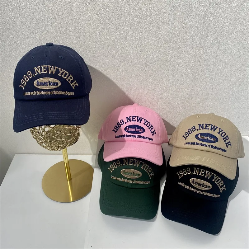 2022 spring new in ins trend letter embroidery 1989 curved brim baseball cap men's and women's unisexleisure soft top cap
2022 spring new in ins trend letter embroidery 1989 curved brim baseball cap men's and women's unisexleisure soft top cap