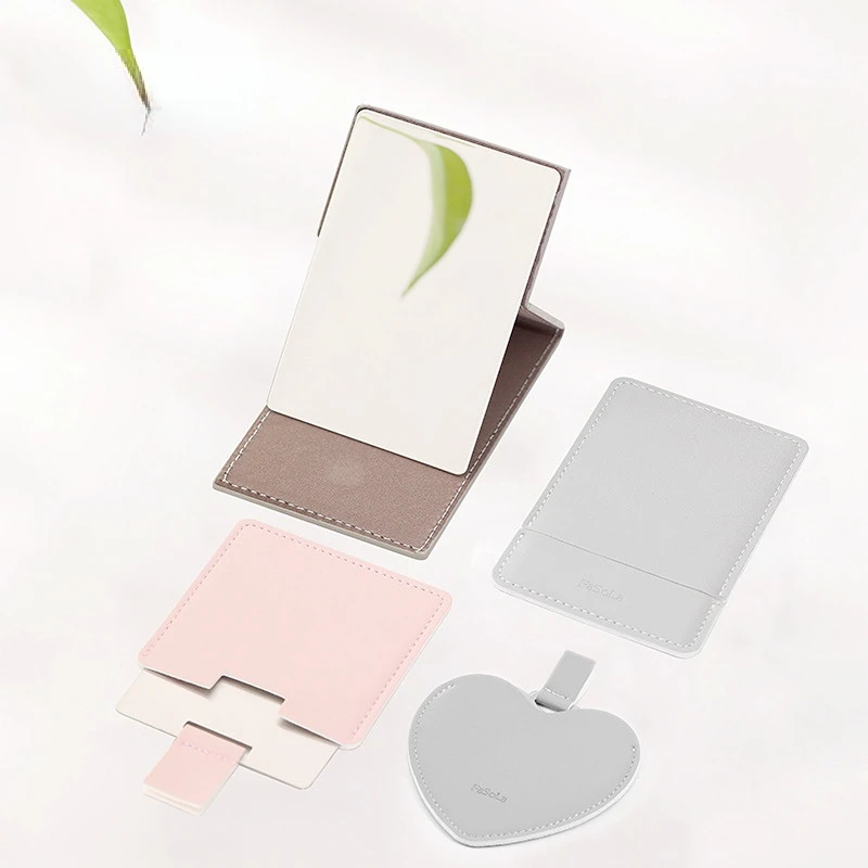 Cute Double-Sided Mini Makeup Mirror Folding Pocket Compact Travel Accessories Heart Metal Cosmetic For Party Christmas Gift 
Cute Double-Sided Mini Makeup Mirror Folding Pocket Compact Travel Accessories Heart Metal Cosmetic For Party Christmas Gift