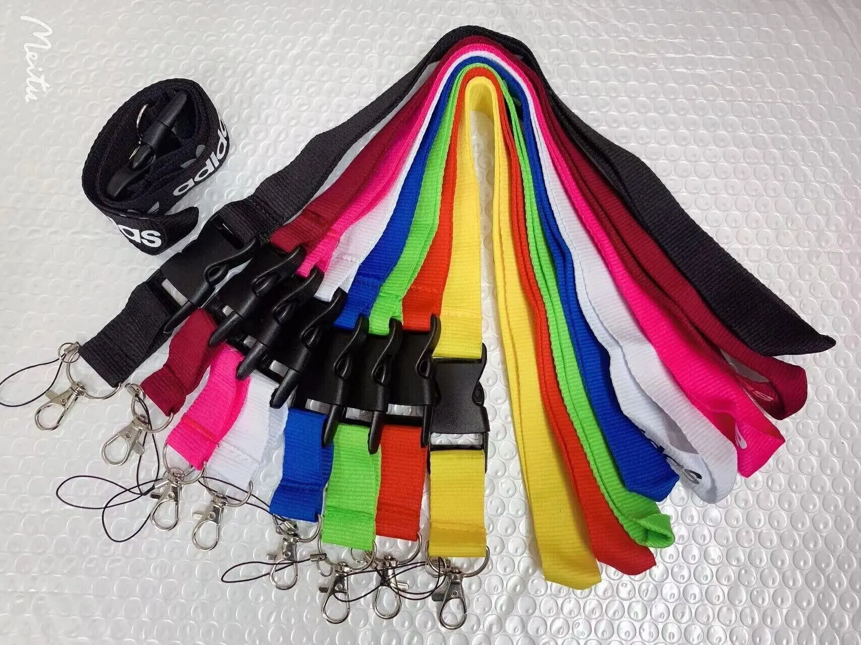 Wholesale all kinds of sports brand LOGO mobile phone lanyard lanyard keychain sling show neck strap For adidass
Wholesale all kinds of sports brand LOGO mobile phone lanyard lanyard keychain sling show neck strap For adidass