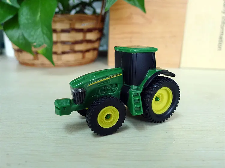 1:64 John Deer ~ 8430 пластиковый трактор, модель, подарки, Сувенирные игрушки
1:64 John Deer ~ 8430 пластиковый трактор, модель, подарки, Сувенирные игрушки