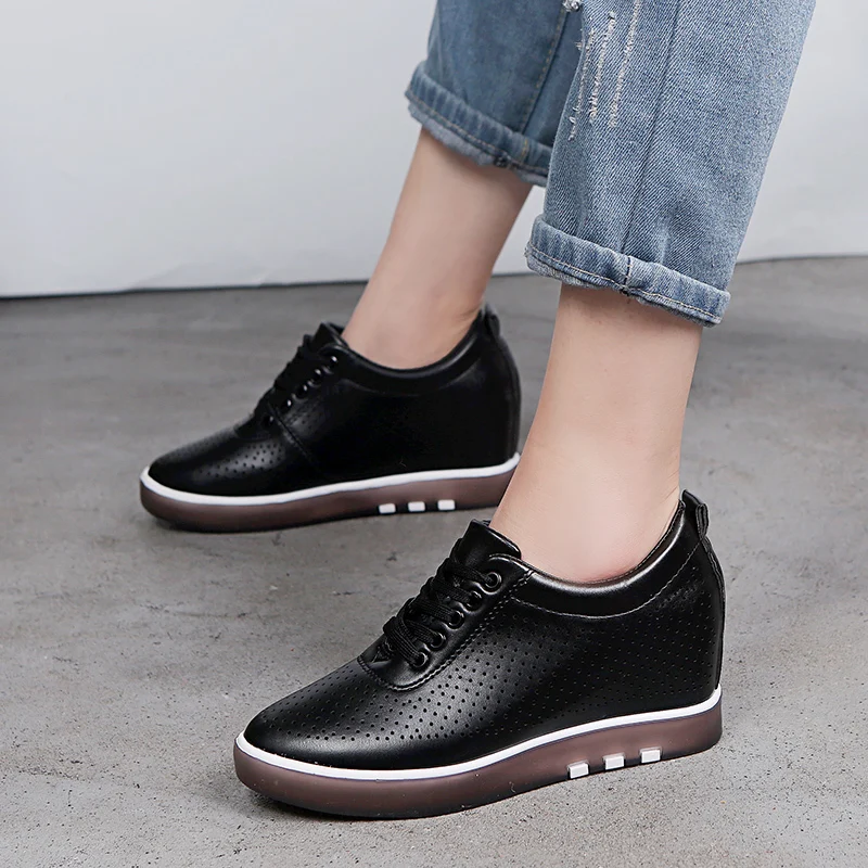 Hide Heel Genuine Leather Shoes Women Fashion Sneakers New Lace Up Height Increasing Casual Shoes White Sneakers
Hide Heel Genuine Leather Shoes Women Fashion Sneakers New Lace Up Height Increasing Casual Shoes White Sneakers