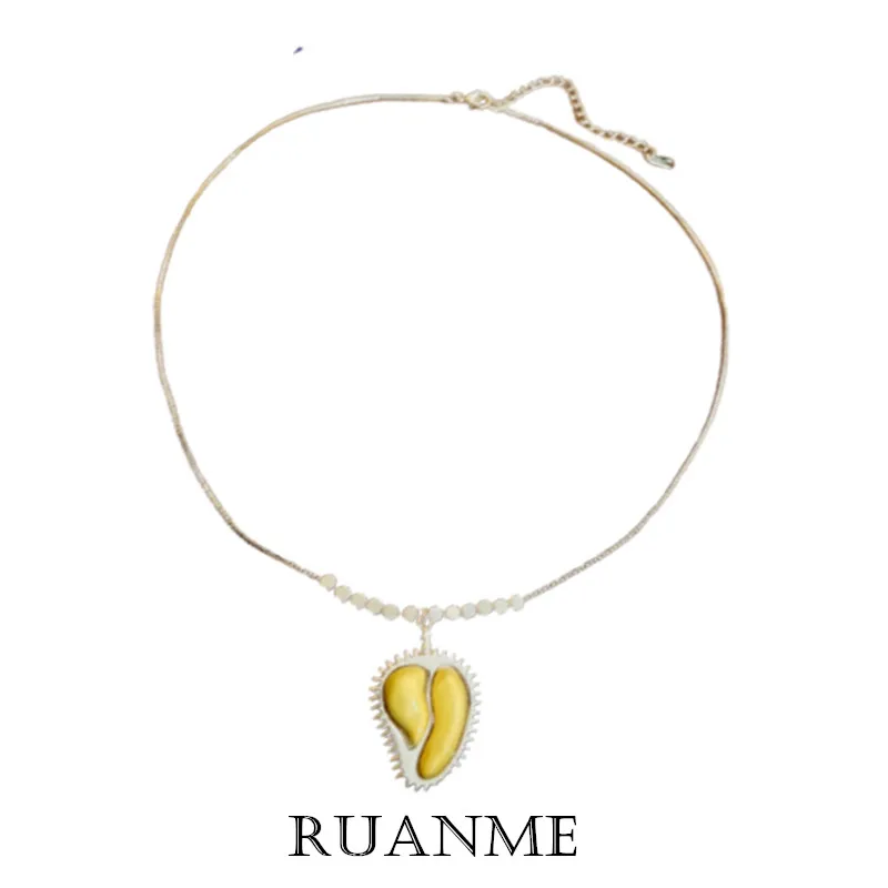 2023 New South Korea Retro Sweet Fruit Durian Luxury Fashion And Personality Sweater Chain Clavicle Chain Pendant Necklace
2023 New South Korea Retro Sweet Fruit Durian Luxury Fashion And Personality Sweater Chain Clavicle Chain Pendant Necklace