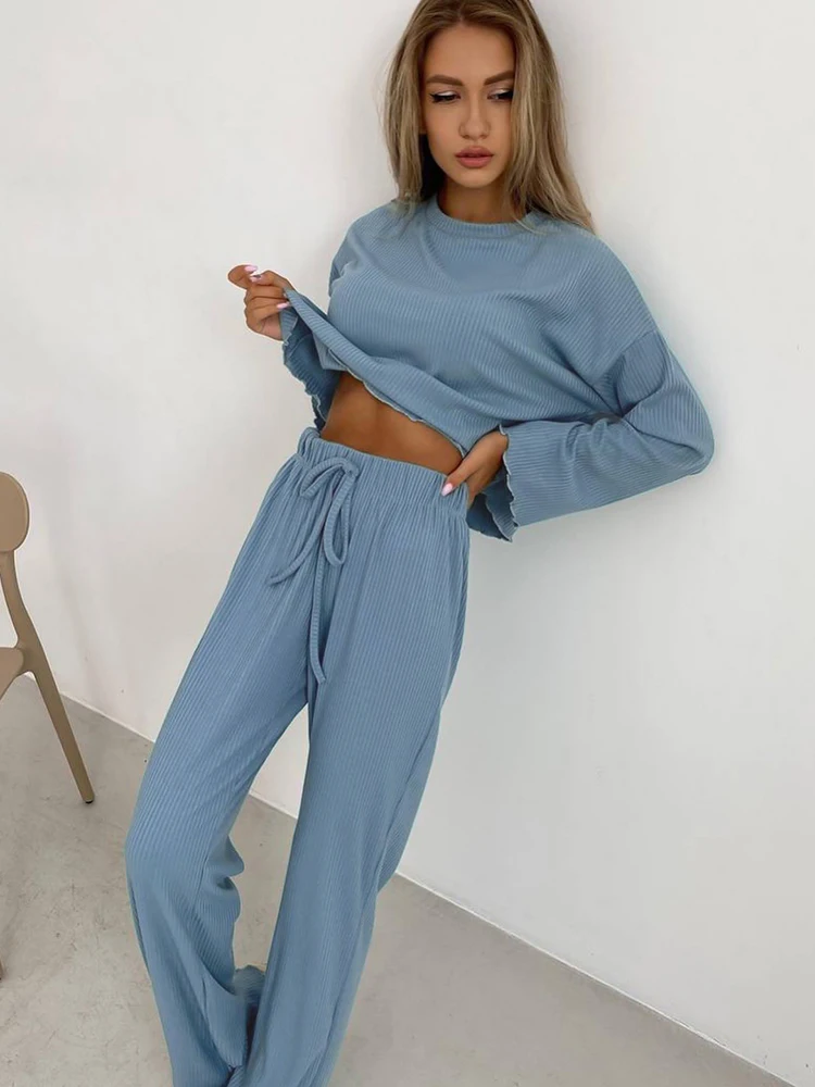 Restve Knitted Ribbed Women's Nightwear 2 Piece Sets Long Sleeve O Neck Pajamas Female Trouser Suits Summer Casual Sleepwear
Restve Knitted Ribbed Women's Nightwear 2 Piece Sets Long Sleeve O Neck Pajamas Female Trouser Suits Summer Casual Sleepwear