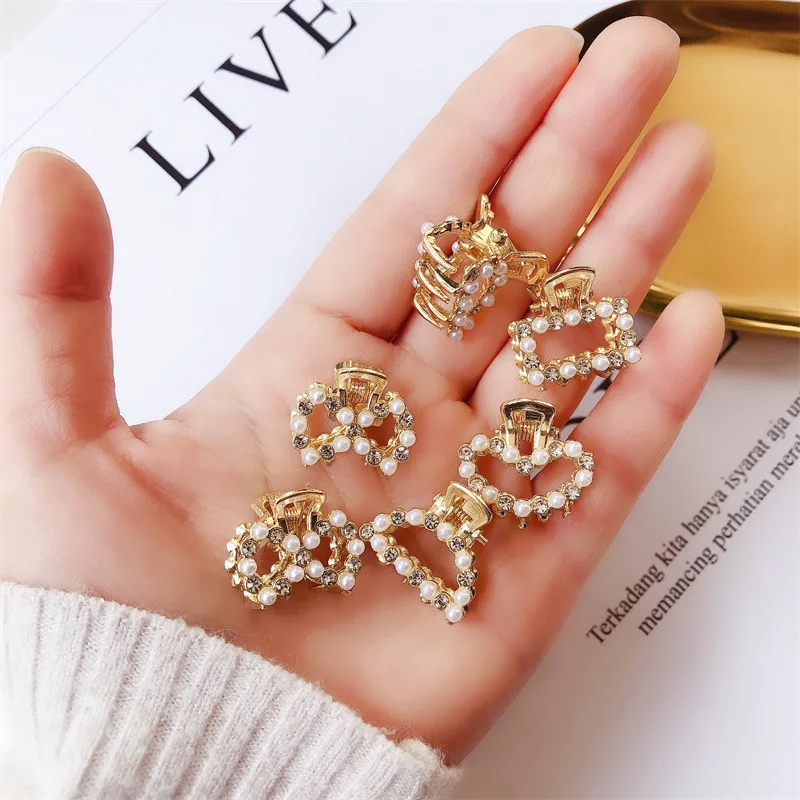4Pcs/Lot Women Hair Accessories Imitation Pearl Claw Rhinestone Crystal Fairy Butterfly Hair Clip Alloy Love Cute Mini Headdress
4Pcs/Lot Women Hair Accessories Imitation Pearl Claw Rhinestone Crystal Fairy Butterfly Hair Clip Alloy Love Cute Mini Headdress