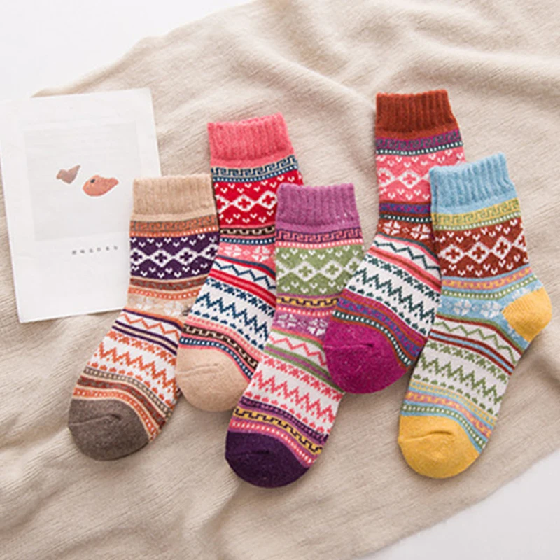 Colorful Retro Wool Socks Soft Thick Cotton Socks Winter Warm Bed Socks Casual Fashion Rabbit Wool Floor Socks For Snow Boots
Colorful Retro Wool Socks Soft Thick Cotton Socks Winter Warm Bed Socks Casual Fashion Rabbit Wool Floor Socks For Snow Boots