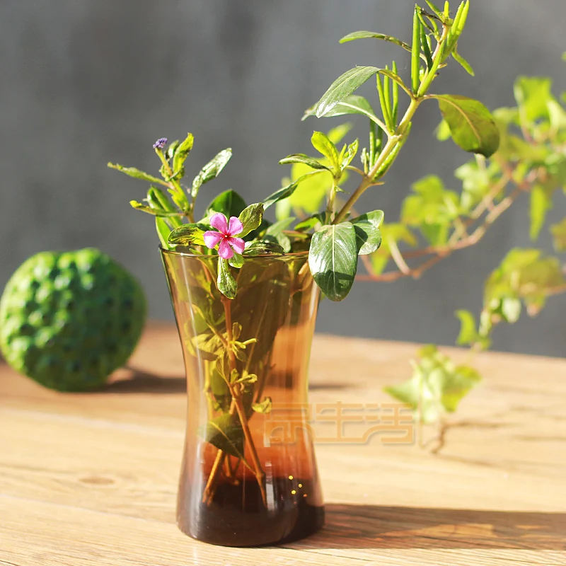 New Artland amber waist closed crystal water cup small vase tea cup beer cup whisky cup 
New Artland amber waist closed crystal water cup small vase tea cup beer cup whisky cup