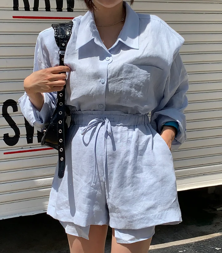 Шикарная винтажная однотонная Свободная рубашка с отворотом + повседневные шорты с высокой талией и кулиской, два комплекта
Шикарная винтажная однотонная Свободная рубашка с отворотом + повседневные шорты с высокой талией и кулиской, два комплекта