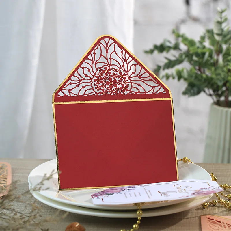 2022new European Pattern Pearlescent Letter Paper Business Envelopes Love Wedding Invitation Card Thicken Openwork Envelopegift 
2022new European Pattern Pearlescent Letter Paper Business Envelopes Love Wedding Invitation Card Thicken Openwork Envelopegift