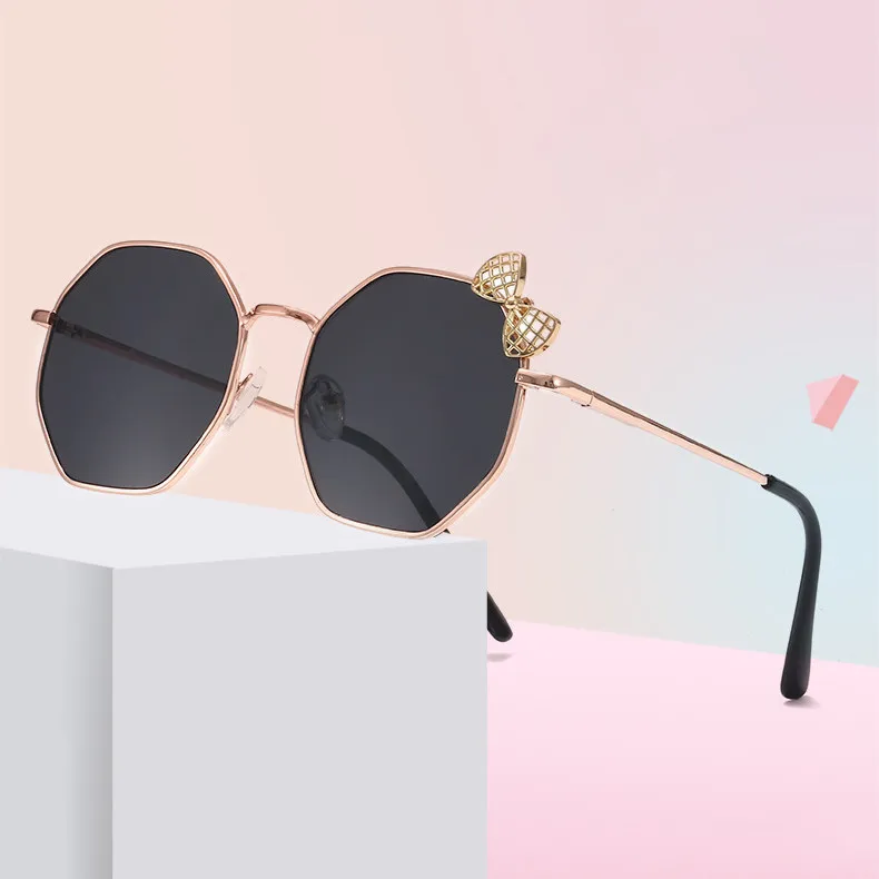 2021 New Fashion Boys Girls Sunglasses Children Metal Child Sun Glasses Classic Polygon Trend Kids Baby Glasses Uv400
2021 New Fashion Boys Girls Sunglasses Children Metal Child Sun Glasses Classic Polygon Trend Kids Baby Glasses Uv400