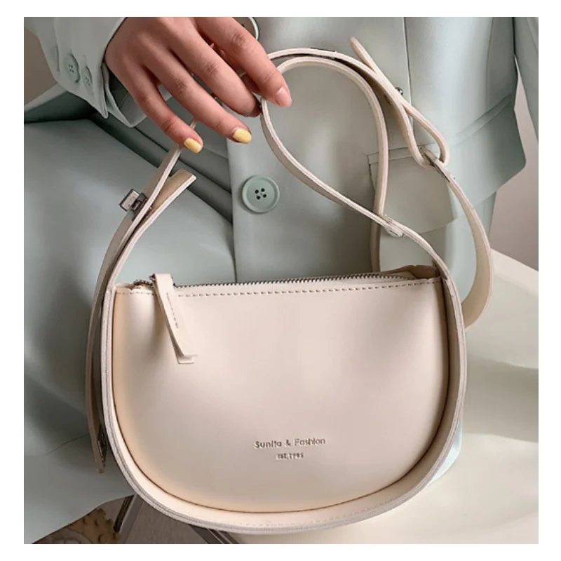 2023 трендовая дизайнерская полукруглая сумка через плечо, маленькие сумки через плечо для женщин, женские сумки и кошельки из искусственной кожи
2023 трендовая дизайнерская полукруглая сумка через плечо, маленькие сумки через плечо для женщин, женские сумки и кошельки из искусственной кожи