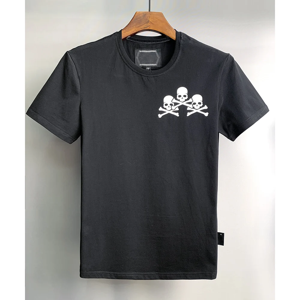 2022 new short sleeve t-shirt men's cotton three skull printed top fashion trend spring and summer slim fit Europe uomo plein
2022 new short sleeve t-shirt men's cotton three skull printed top fashion trend spring and summer slim fit Europe uomo plein