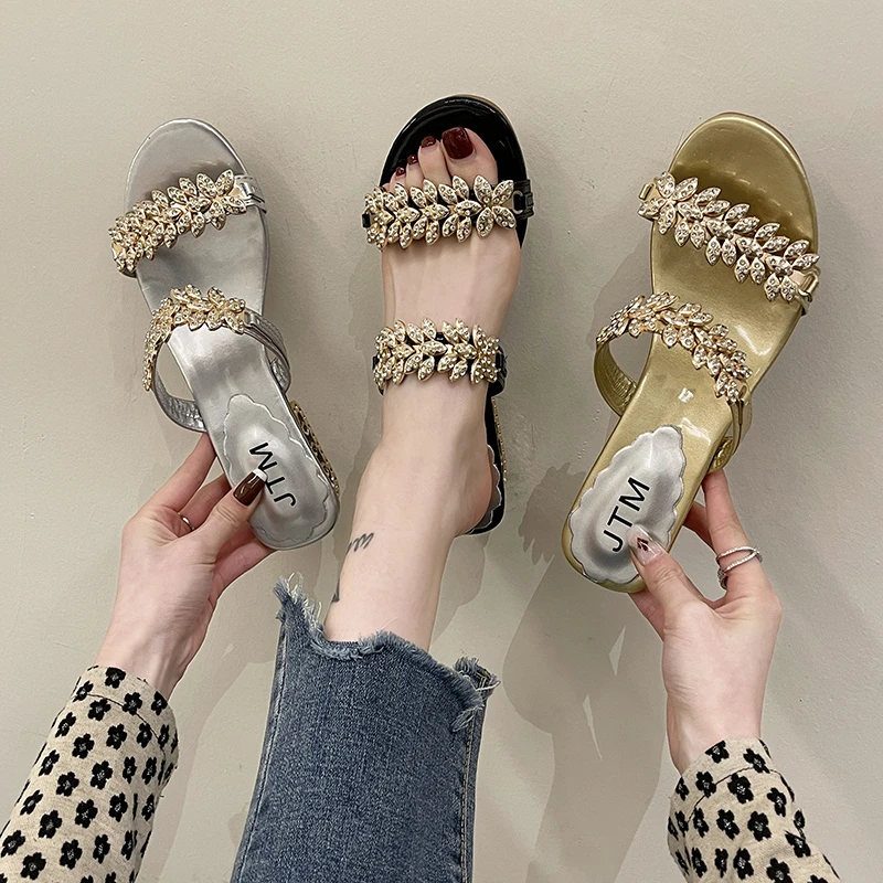2022 New Women Shoes Slippers Summer Beach Sandals Fashion Women Rhinestone Outdoor Slippers Flip Flops Shoes Women Mujer
2022 New Women Shoes Slippers Summer Beach Sandals Fashion Women Rhinestone Outdoor Slippers Flip Flops Shoes Women Mujer