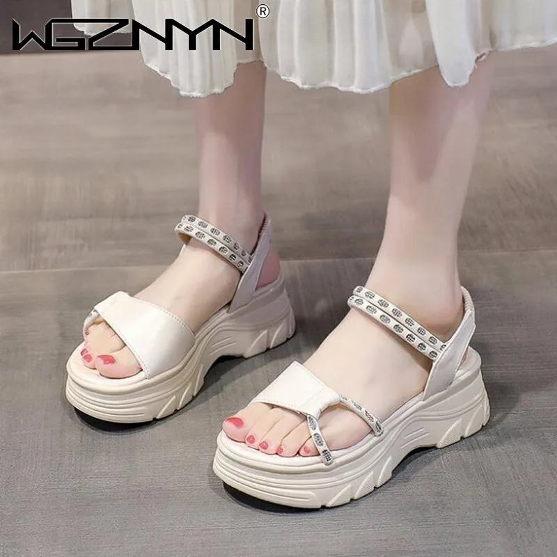 2022 женские сандалии на подошве, уличные повседневные женские сандалии с блестками, удобные изысканные сандалии, прозрачные сандалии ручной... 
2022 женские сандалии на подошве, уличные повседневные женские сандалии с блестками, удобные изысканные сандалии, прозрачные сандалии ручной...