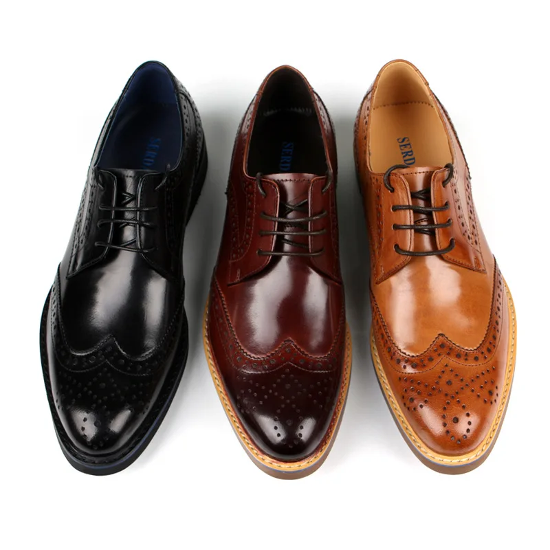 Деловые повседневные кожаные новые мужские кожаные туфли британские резные деловые строгие свадебные туфли для жениха
Деловые повседневные кожаные новые мужские кожаные туфли британские резные деловые строгие свадебные туфли для жениха